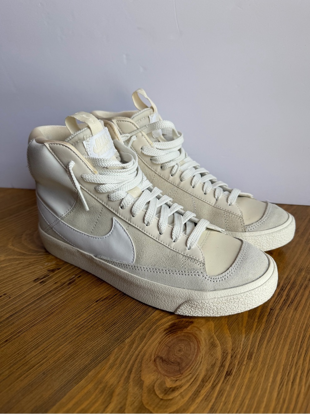 Nike Court Royale Mid 2 Youth 5.5/ Womans 7-7.5 Ivory Cream High Top Sneakers